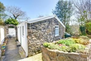 2 Bed in Saundersfoot oc-pw907a