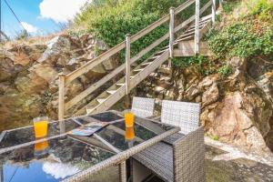 2 Bed in Pwllheli oc-s32070