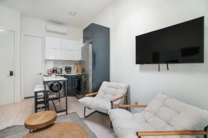 317-4B New 1 BR prime Upper east WD walk 2 C park