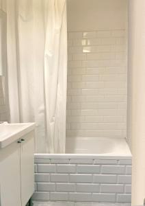 Studio on Matejki Street by Three Crosses Square