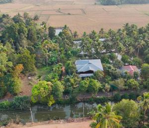 Hestia Homestay- 2 Bedroom Retreat Aymanam
