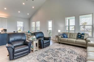 West End Galveston Beach House: Pool & Pier Access