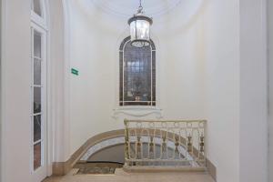 LDV Aparts 4B by MOT Rentals