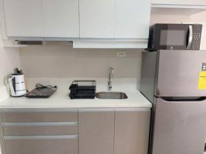 Baseline Prestige Studio with Free Parking & Wi-Fi