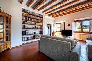 YD stylish San Frediano retreat