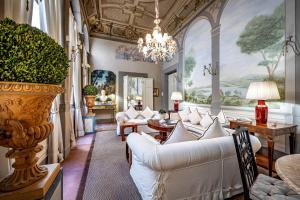 YID Bargello luxury suite