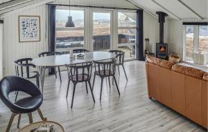 3 Bedroom Gorgeous Home In Hvide Sande