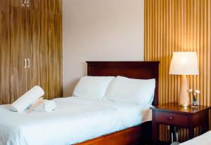 The Hideaway - Scenic Views in Crosswind Tagaytay