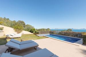 Ca Na Bruixa,con piscina y vista al mar