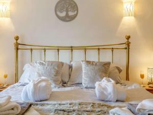 4 Bed in Keighley oc-84040