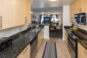 The Sanctuary - Shore Fun B420