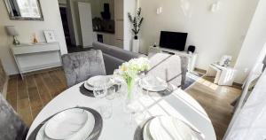 AC - Heritage and Design - The Ferrero Livery