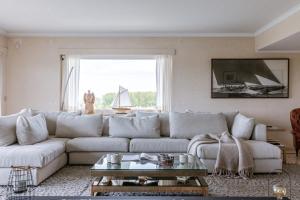 Casiola - Apartment with lake view & common indoor pool
