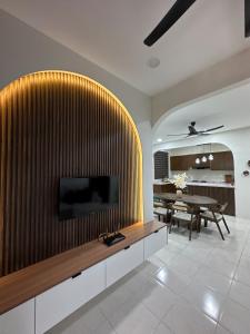 Homestay Lily Adelia