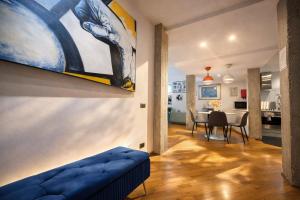 VATICAN GLAMOROUS at Passeggiata del gelsomino - FREE Parking, 4 Guests, Central Rome