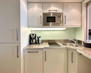 Metropol, Whg 235, Seeseite 10OG