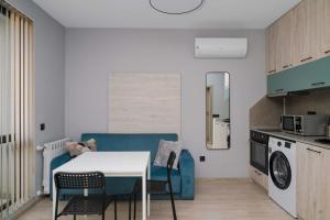 Compact Comfort Studio