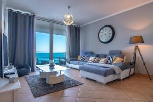 Apartment 7 on Paul do Mar Beach