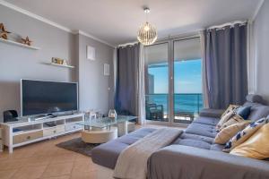 Apartment 7 on Paul do Mar Beach