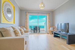 Ocean View Apartment in Caniço de Baixo