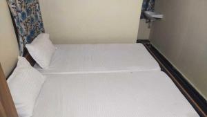 Hotel O White Carnations Hotels