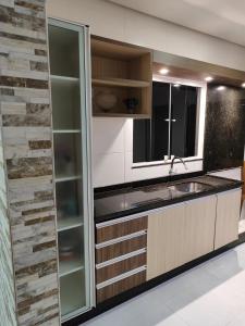 Casa completa com Churrasqueira em Naviraí