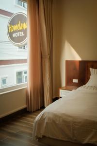 Little Chái Nho - The Alley