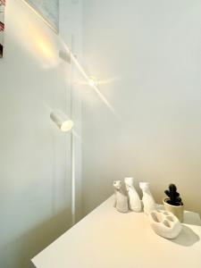 NEW Cozy 1BR King Bed at Greenbelt Hamilton Makati