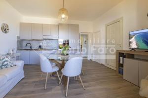 Clarissas Charming House