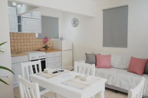 Pythari Summer House