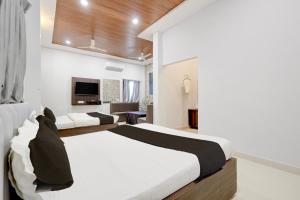 Hotel O P P Palm Retreat