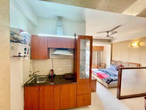 ZenRoofs- 02 Studio Apartment