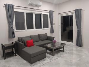 Cozy Bungalow 5 min from the beach