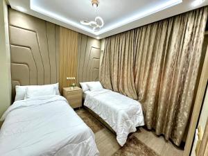 Comfortable apartment available now on Booking