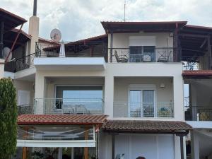 Tropical Apartment Hanioti