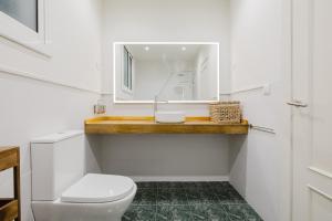 Elegant Stay at Sagrada Familia - Mallorca Street