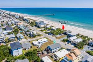 The Hideaway A- Beach - Dog Friendly - Playset - Bikes - Fenced in Yard