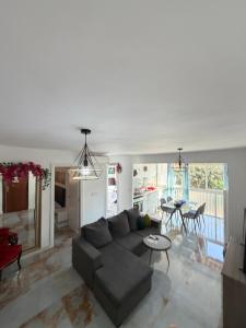 Second-line Beach Apartment - Tucan de Sal