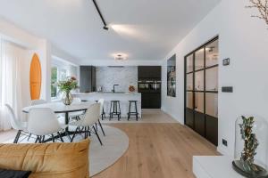 Casiola - Modern 3-bedroom apartment with family-friendly touches