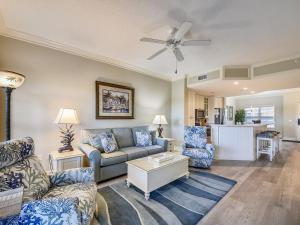 304 North Shore Place