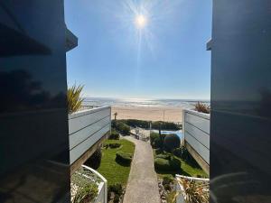 Appartement plage, piscine, balcon, animaux, parking - FR-1-194-201