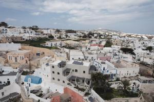 Hotiday Santorini Mesaria