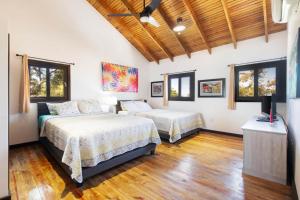 Pickleball in Paradise 1Br Access to the beach