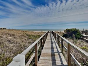 Surfs Up by Carolina Retreats