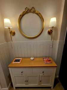 Spacious 1-Bed Apartment & Private Outdoor Space & Parking