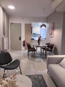 Southplace Subang with Lake Park View