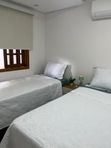 Casa Completa com Piscina e Conforto no Centro