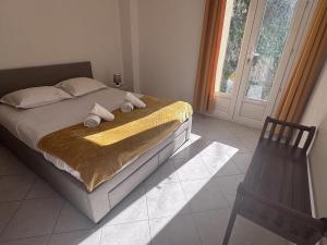 Spacieux appartement 3chambres, parking, Grasse centre