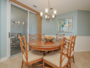 3104 SeaCrest