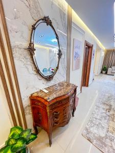 fully furnished Room in Cairo within luxurious hotel apartment